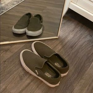 Green Slip on Vans women’s 6.5